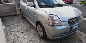 KIA PICANTO 1.O BENZINA ANNO 2007 KM 129000 OTTIMA PER NEOPATENTATI CON A.C. RADIO, 4 VETRI ELETTRICI