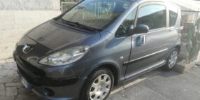 Peugeot 1007 ottima per neopatentati 1.4 diesel consumi bassi anno 2005